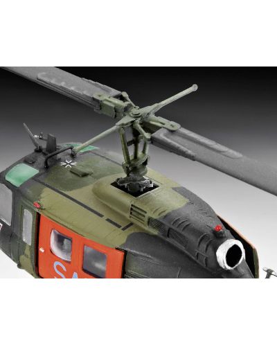 Сглобяем модел Revell Военни: Вертолети - Бел UH-1 SAR - 4