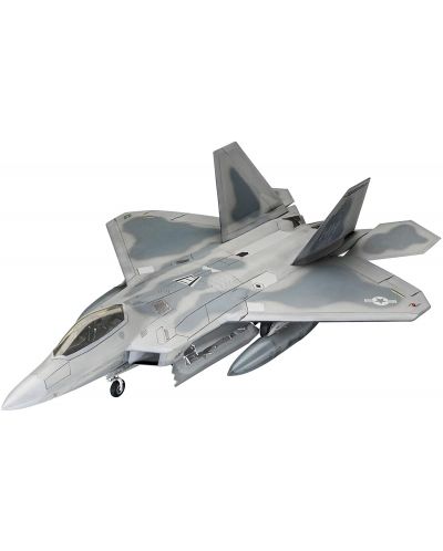 Сглобяем модел Revell Военни: Самолети - Lockheed Martin F-22A Raptor - 1