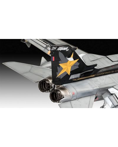 Сглобяем модел Revell Военни: Самолети - Tornado GR.4 Farewell - 3