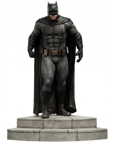 Статуетка Weta DC Comics: Justice League - Batman (Zack Snyder's Justice league), 37 cm - 1