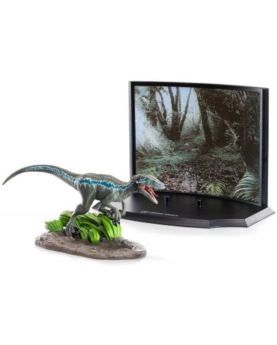 Статуетка The Noble Collection Movies: Jurassic World - Velociraptor Recon (Blue) (Toyllectible Treasures), 8 cm - 5