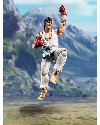 Street Fighter V S.H. Figuarts Action Figure - Ryu, 15 cm - 6