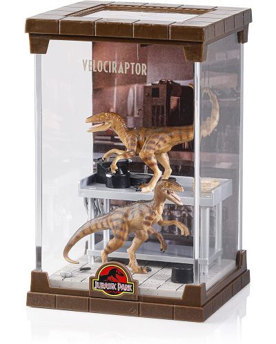 Статуетка The Noble Collection Movies: Jurassic Park - Velociraptor, 18 cm - 2