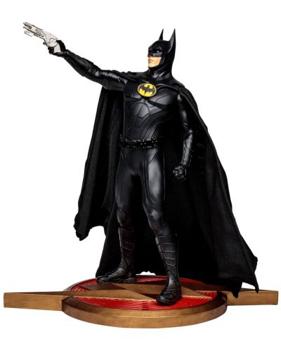 Статуетка DC Direct DC Comics: The Flash - Batman (Michael Keaton), 30 cm - 4