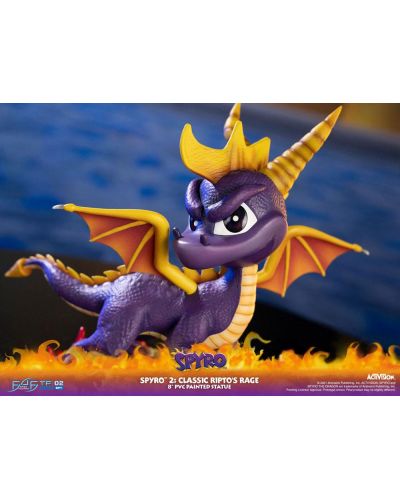 Статуетка First 4 Figures Games: Spyro - Spyro, 20 cm - 6