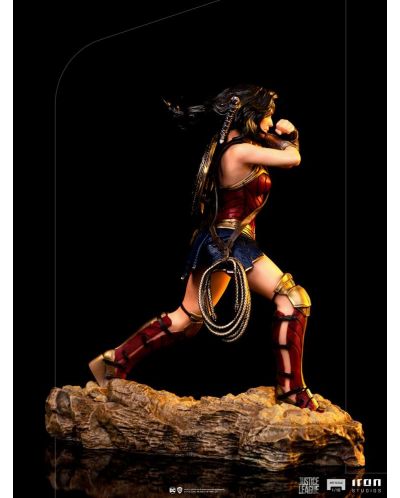 Статуетка Iron Studios DC Comics: Justice League - Wonder Woman, 18 cm - 4