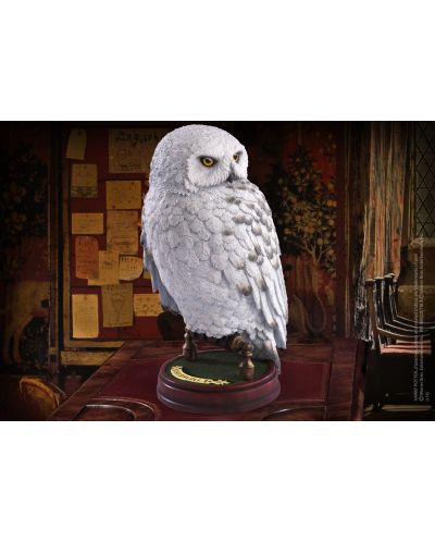 Статуетка The Noble Collection Movies: Harry Potter - Hedwig (Magical Creatures), 24 cm - 5