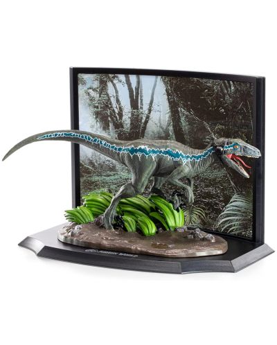 Статуетка The Noble Collection Movies: Jurassic World - Velociraptor Recon (Blue) (Toyllectible Treasures), 8 cm - 3