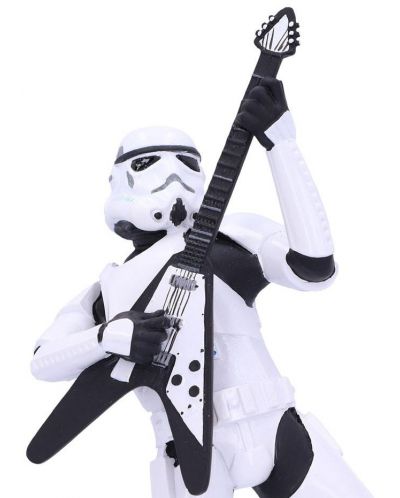 Статуетка Nemesis Now Movies: Star Wars - Rock On! Stormtrooper, 18 cm - 5