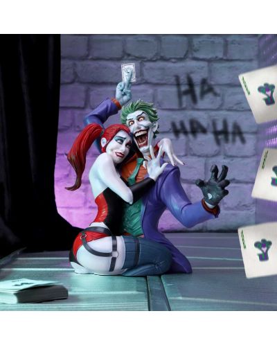 Статуетка бюст Nemesis Now DC Comics: Batman - The Joker and Harley Quinn, 37 cm - 7