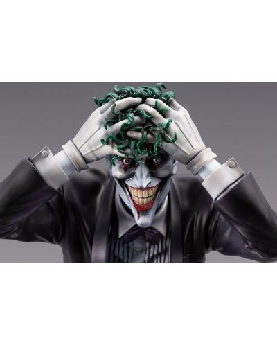 Статуетка Kotobukiya DC Comics: Batman - The Joker ( The Killing Joke) (One Bad Day) (ARTFX), 30 cm - 7