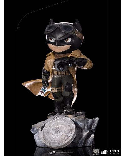 Статуетка Iron Studios DC Comics: Justice League - Batman (Knightmare), 17 cm - 3