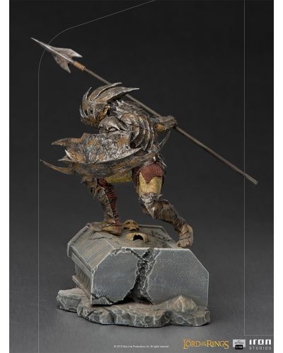 Статуетка Iron Studios Movies: Lord of The Rings - Armored Orc, 20 cm - 4