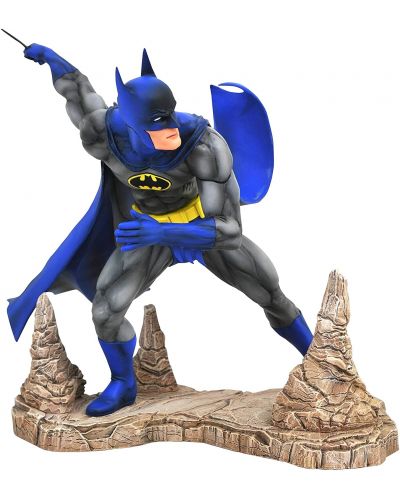 Статуетка Diamond Select DC Comics: Batman - Classic Batman, 18 cm - 1