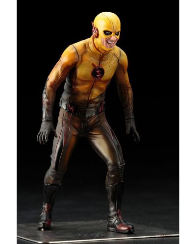 Статуетка Kotobukiya DC Comics: The Flash - Reverse Flash (ARTFX+), 17 cm - 9