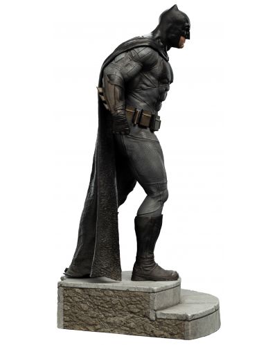 Статуетка Weta DC Comics: Justice League - Batman (Zack Snyder's Justice league), 37 cm - 3