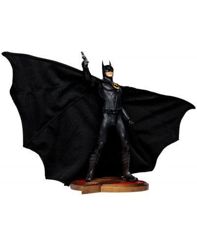 Статуетка DC Direct DC Comics: The Flash - Batman (Michael Keaton), 30 cm - 3