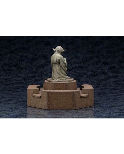 Статуетка Kotobukiya Movies: Star Wars - Yoda Fountain (Limited Edition), 22 cm - 5
