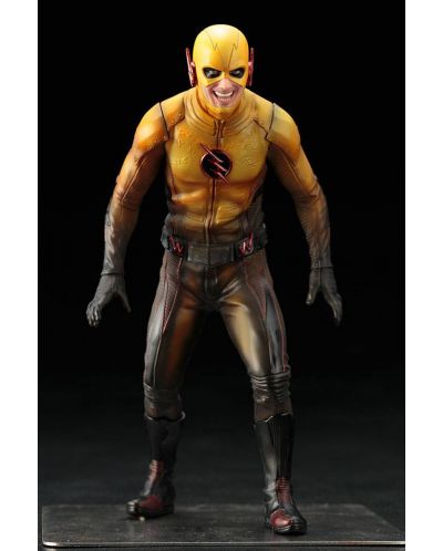 Статуетка Kotobukiya DC Comics: The Flash - Reverse Flash (ARTFX+), 17 cm - 2