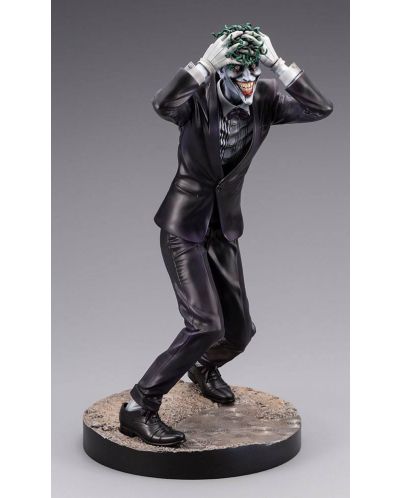 Статуетка Kotobukiya DC Comics: Batman - The Joker ( The Killing Joke) (One Bad Day) (ARTFX), 30 cm - 6