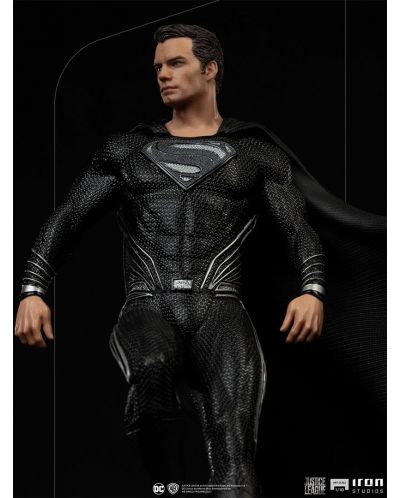 Статуетка Iron Studios DC Comics: Justice League - Black Suit Superman, 30 cm - 8