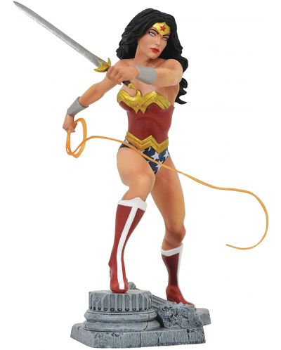 Статуетка Diamond Select DC comics: Wonder Woman - With Sword and Lasso, 23 cm - 1