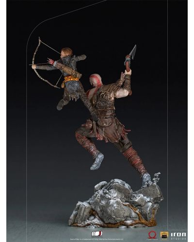 Статуетка Iron Studios Games: God of War - Kratos & Atreus, 34 cm - 3