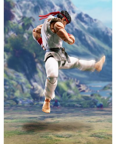 Street Fighter V S.H. Figuarts Action Figure - Ryu, 15 cm - 3
