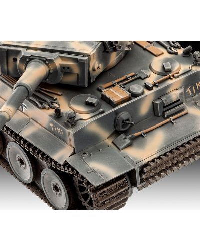 Сглобяем модел Revell - 75 години танк Tiger I (05790) - 4