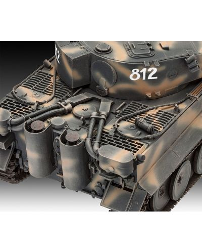 Сглобяем модел Revell - 75 години танк Tiger I (05790) - 5