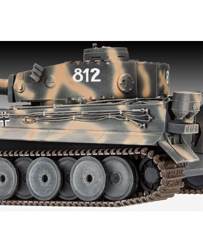 Сглобяем модел Revell - 75 години танк Tiger I (05790) - 3