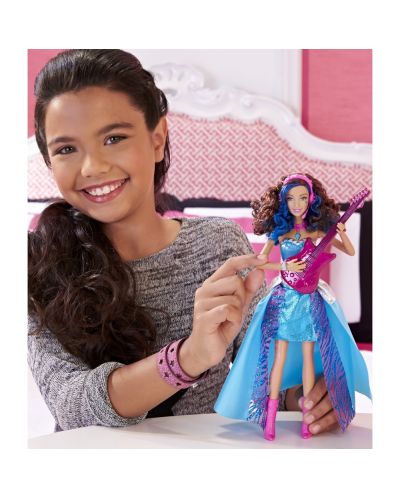 Barbie Rock 'N Royals: Барби Ерика - Пееща на български език - 6