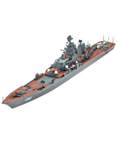 Сглобяем модел Revell – Военен кораб Петър Велики