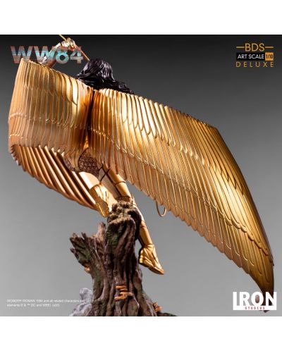 Статуетка Iron Studios DC Comics: Wonder Woman - Gold Armor, 32 cm - 6