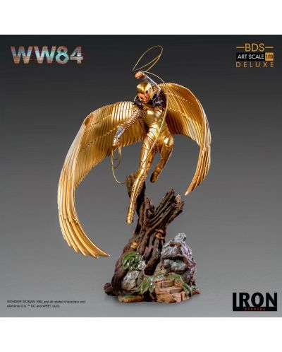 Статуетка Iron Studios DC Comics: Wonder Woman - Gold Armor, 32 cm - 2