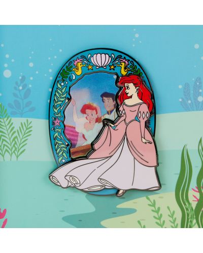 Значка Loungefly Disney: The Little Mermaid - Lenticular Princess - 2