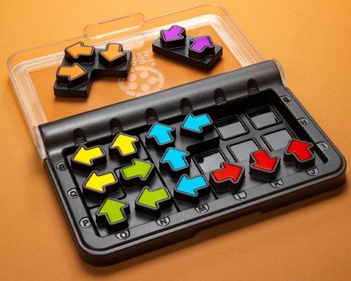 Детска логическа игра Smart Games Pocket IQ IQ Arrows Отлична цена