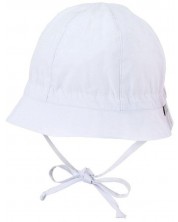 Детска лятна шапка с UV 50+ защита Sterntaler - 43 cm, 5-6 мeсеца, бяла