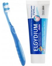 Elgydium Junior Комплект - Паста за зъби, дъвка, 50 ml + Детска четка за зъби, Soft -1