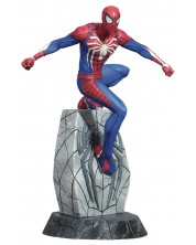 Статуетка Diamond Select Marvel: Spider-Man - Spider-Man, 23 cm