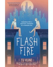 Flash Fire (The Extraordinaries, 2) -1