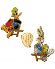 Комплект значки CineReplicas Animation: Looney Tunes - Bugs and Daffy at Warner Bros Studio (WB 100th) -1