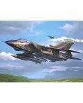 Сглобяем модел на военен самолет Revell Tornado - GR. Mk. 1 RAF (04619) - 2t