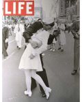 Пъзел Eurographics от 1000 части - Целувка за Деня на победата над Япония - 2t