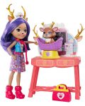 Игрален комплект Mattel Enchantimals - Ветеринарният кабинет на Danessa Deer и еленчето Sprint - 1t