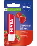 Nivea Балсам за устни Strawberry Shine, 4.8 g - 1t