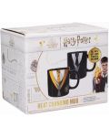 Чаша с термо ефект Half Moon Bay Movies: Harry Potter - Hufflepuff Uniform, 400 ml - 4t
