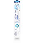 Sensodyne Четка за зъби Complete Protection, Soft - 1t