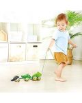 Дървена играчка за дърпане HaPe International - Семейство жабки - 3t