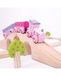 Дървен комплект Bigjigs - Градът на феите, влакче с релси, 35 части - 4t